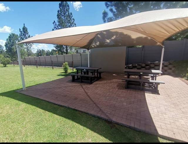 3 BEDROOM APARTMENT FOR SALE IN VANDERBIJLPARK SW 5